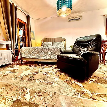 Travellers Gaddafi Agios Gordios Агиос-Гордиос