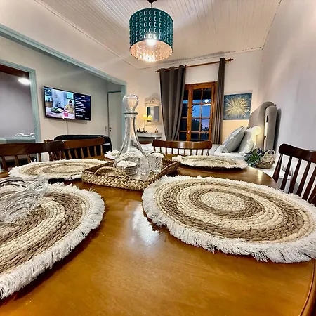 Travellers Gaddafi Agios Gordios